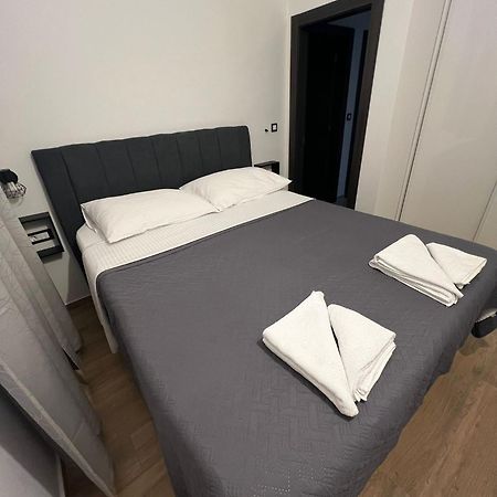 Apartmani Karla Paklenica 스타리그라드 파클레니차 외부 사진