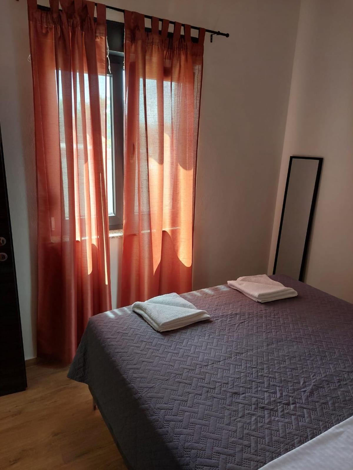 Apartmani Karla Paklenica 스타리그라드 파클레니차 외부 사진