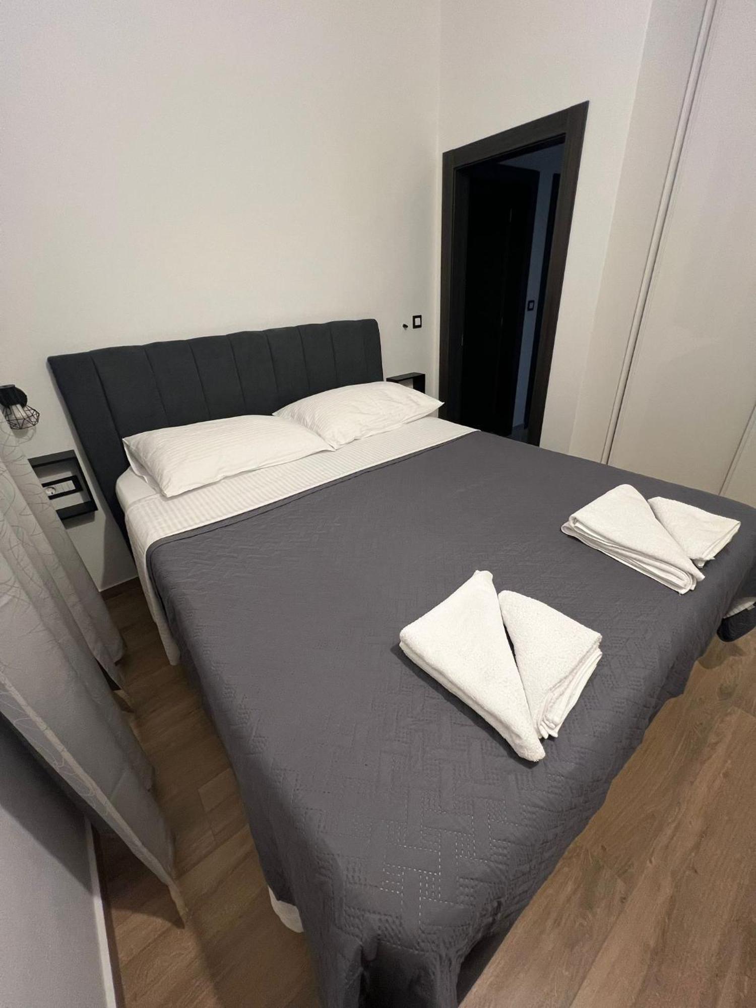Apartmani Karla Paklenica 스타리그라드 파클레니차 외부 사진