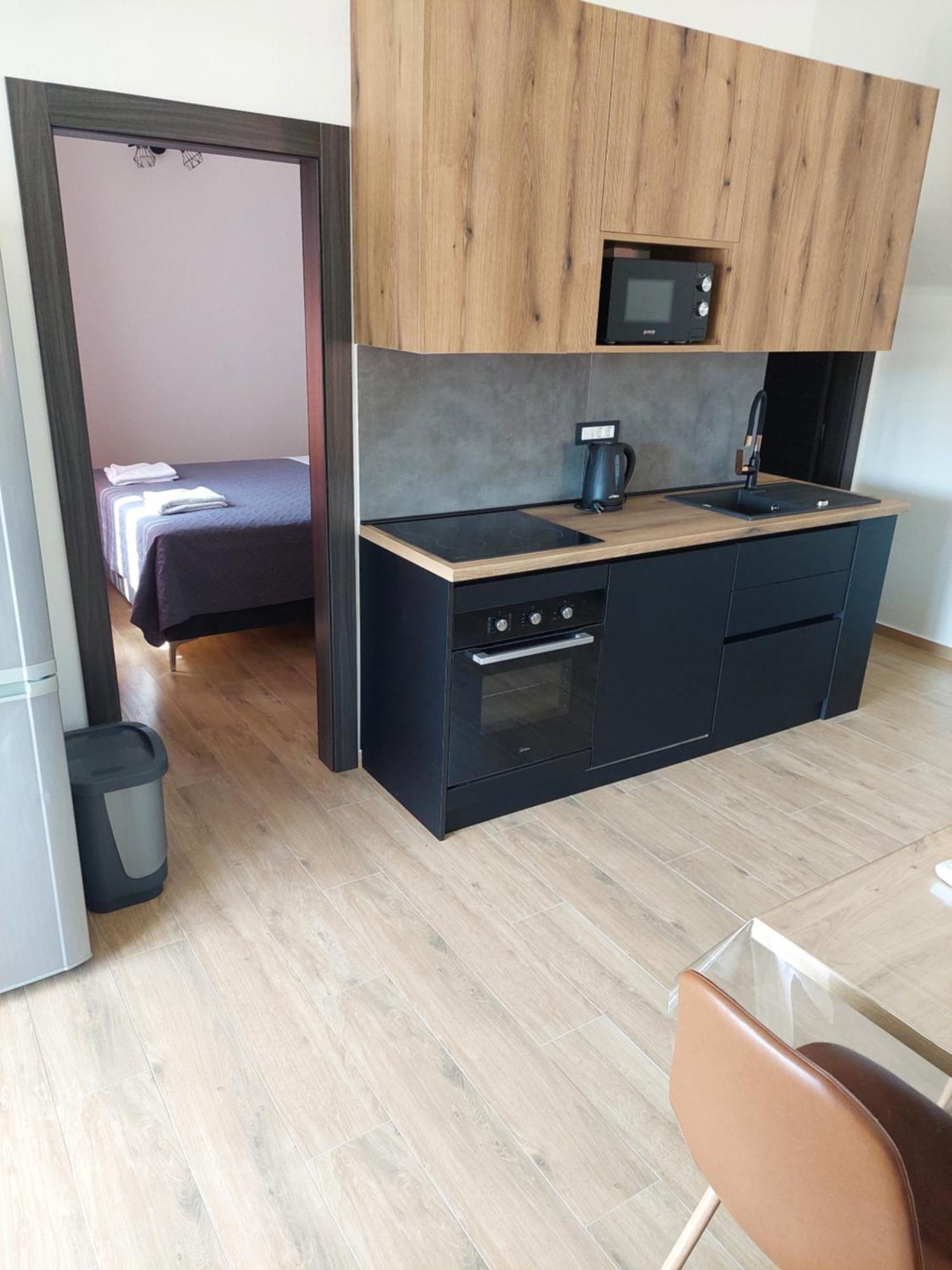 Apartmani Karla Paklenica 스타리그라드 파클레니차 외부 사진