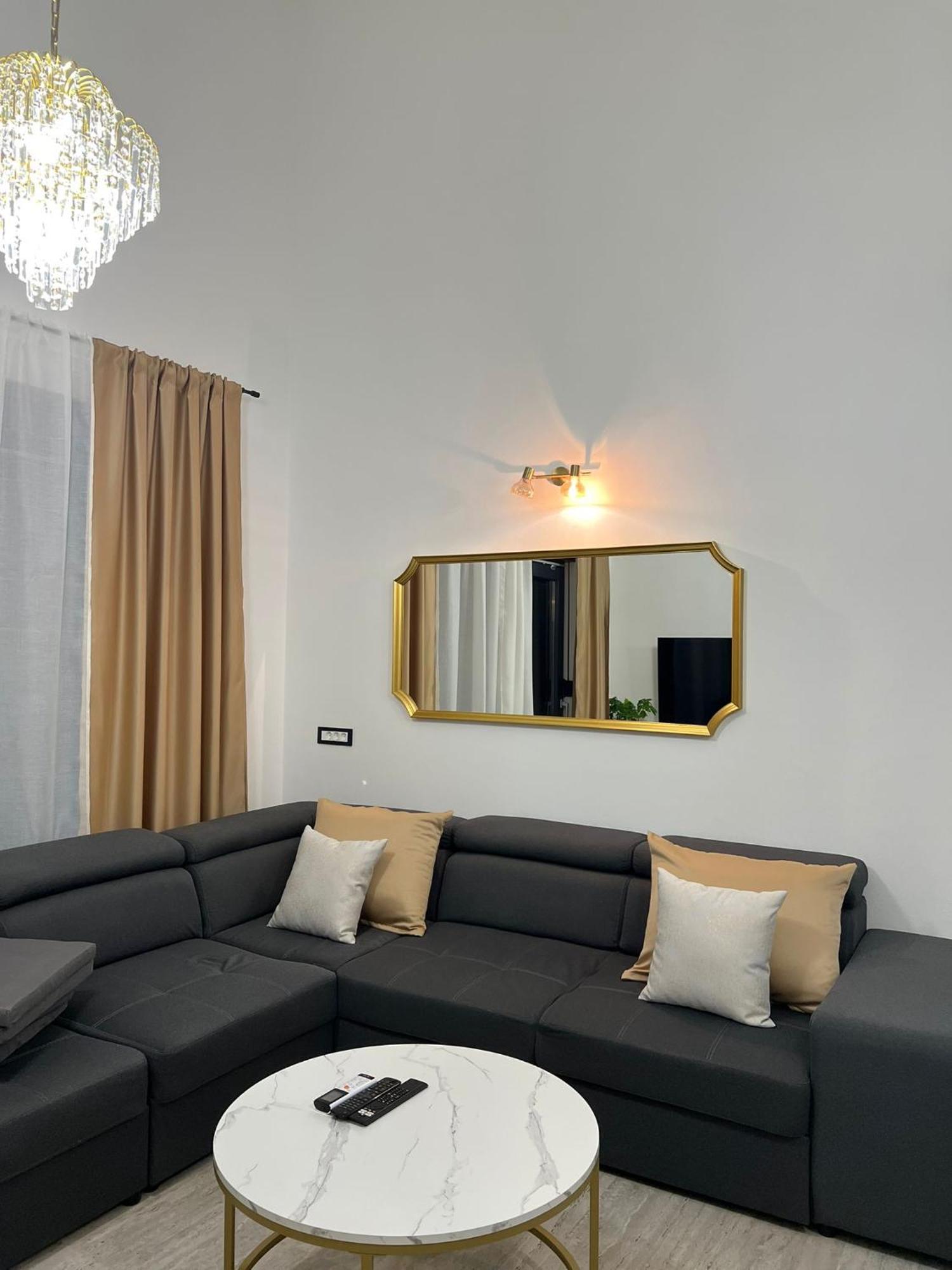 Apartmani Karla Paklenica 스타리그라드 파클레니차 외부 사진